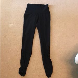 Highwaist Lululemon Leggings with Mesh Bottom
